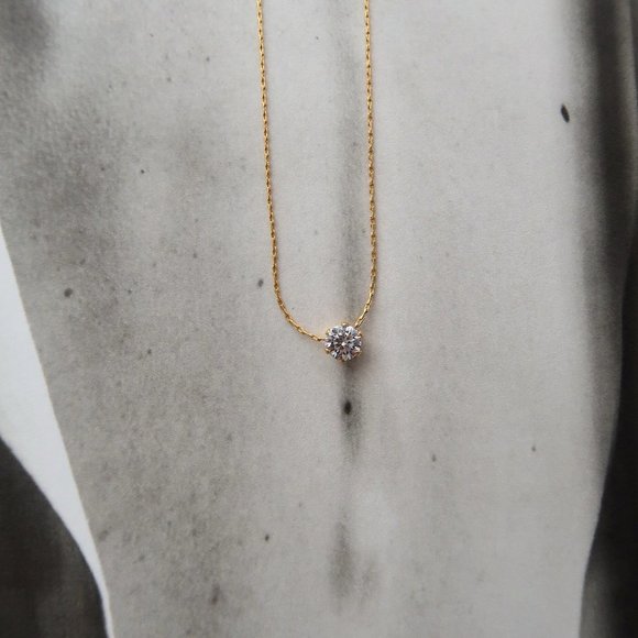 NEW 2CT Solitaire Diamond 18K Gold Plated Necklace - Picture 5 of 13